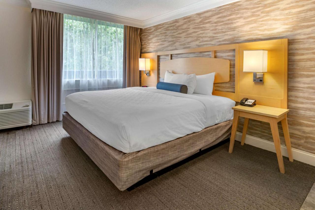 Best Western Plus University Inn Уинстон-Сейлем Экстерьер фото