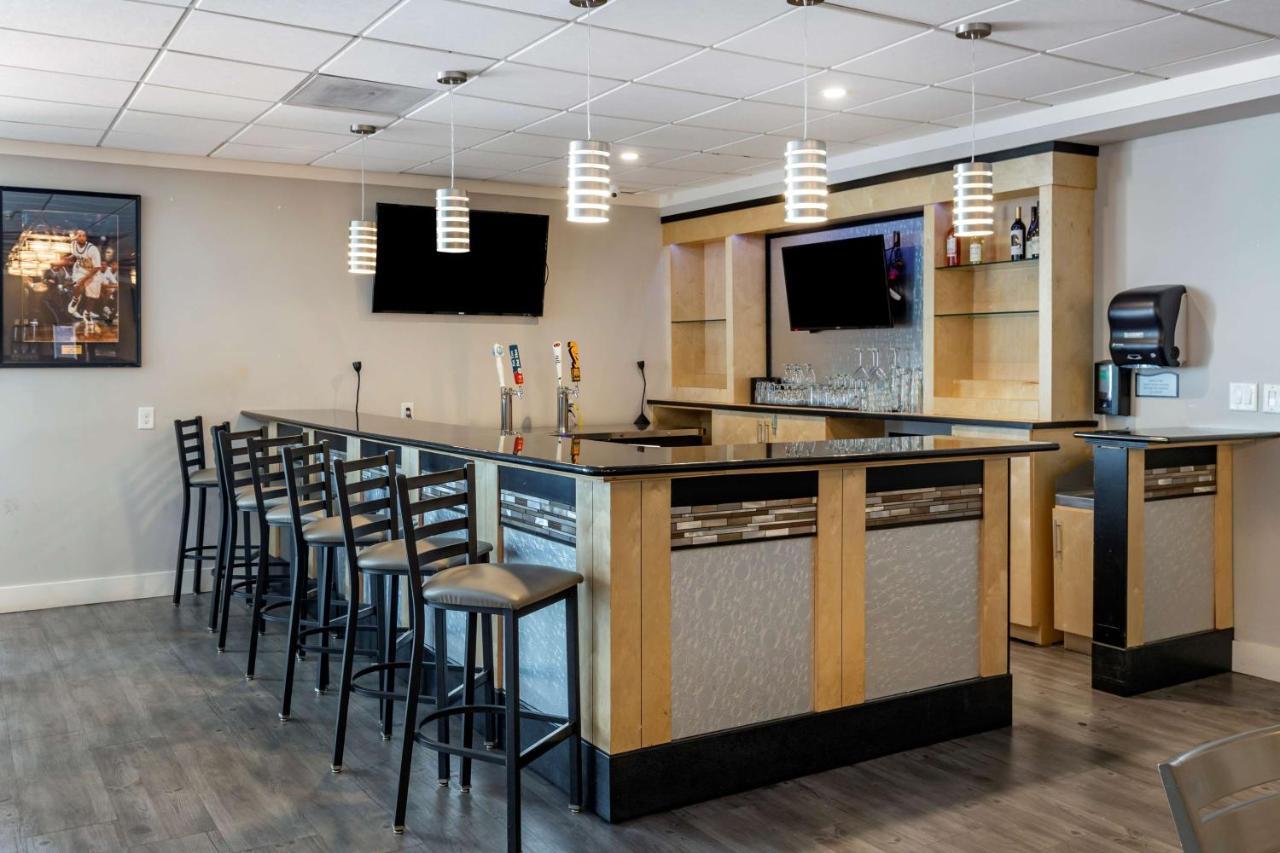 Best Western Plus University Inn Уинстон-Сейлем Экстерьер фото