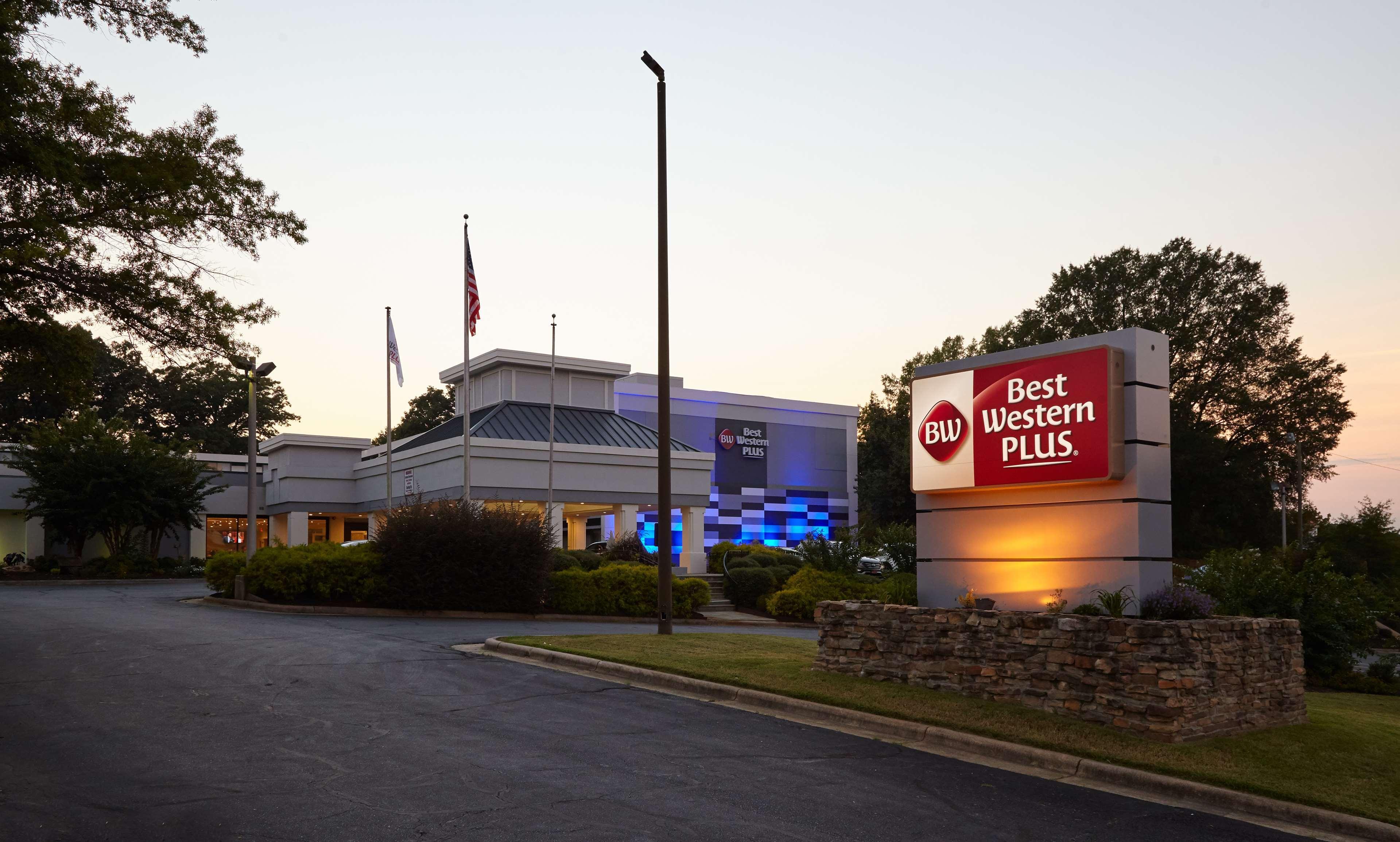 Best Western Plus University Inn Уинстон-Сейлем Экстерьер фото